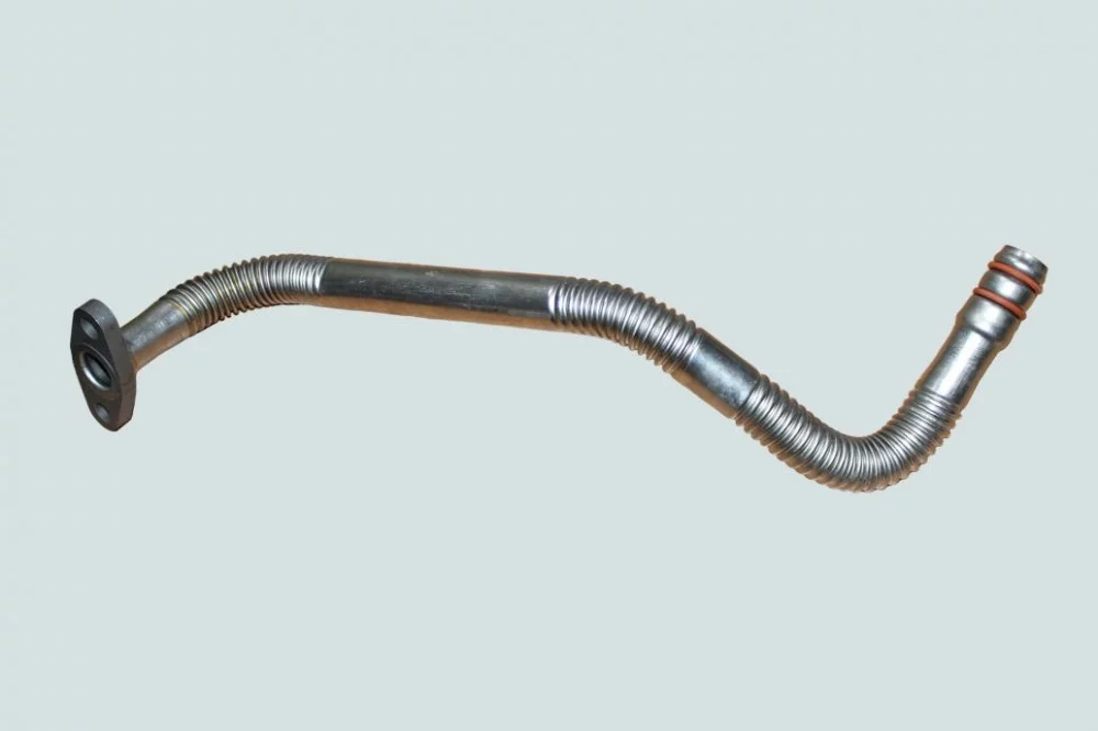 фото трубка слива масла с турбины (6bt, eqb) 5270273/4932365 dcec 5270272 